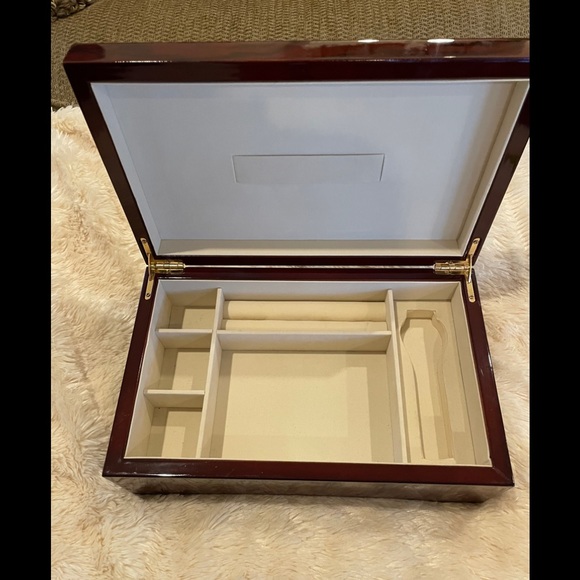 Wooden Jewelry Box - Picture 4 of 15
